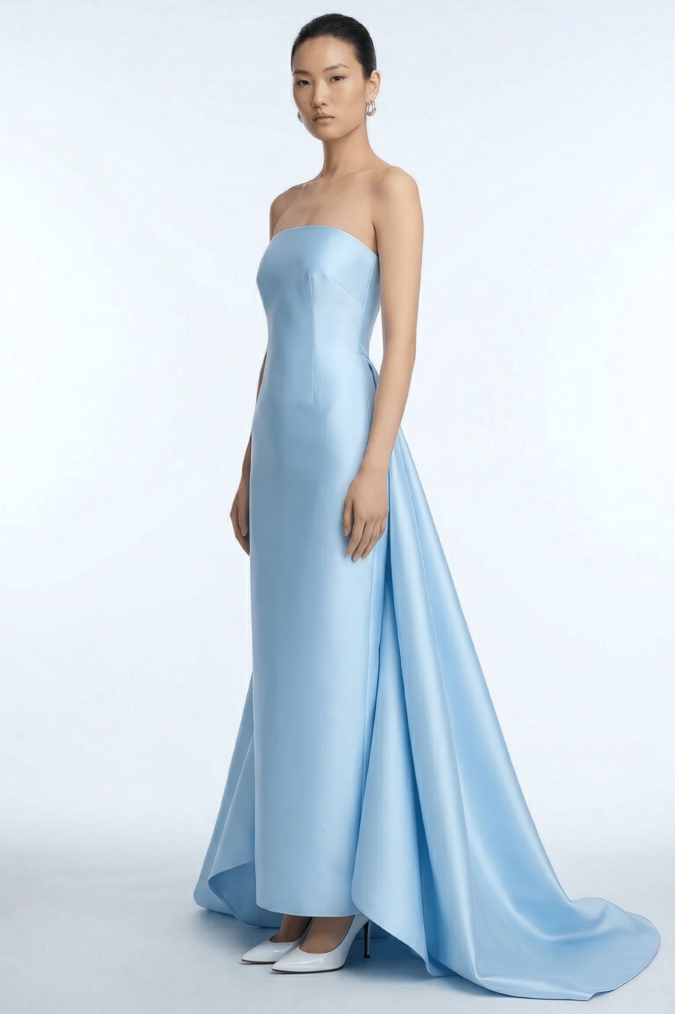 Imani Maxi Dress - ALBOUSHIYA - district 5 - dubai - riyadh - abaya - dresses - designers - evening wear - luxury - elegance - craftsmanship - gowns - cocktail dresses - collections - georges