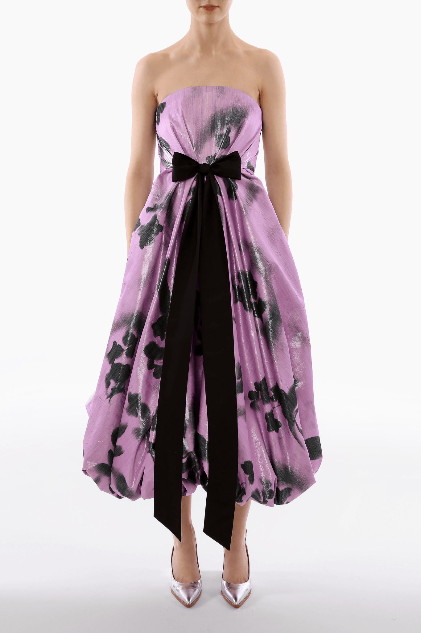 Lavender Dress - ALBOUSHIYA - district 5 - dubai - riyadh - abaya - dresses - designers - evening wear - luxury - elegance - craftsmanship - gowns - cocktail dresses - collections - georges