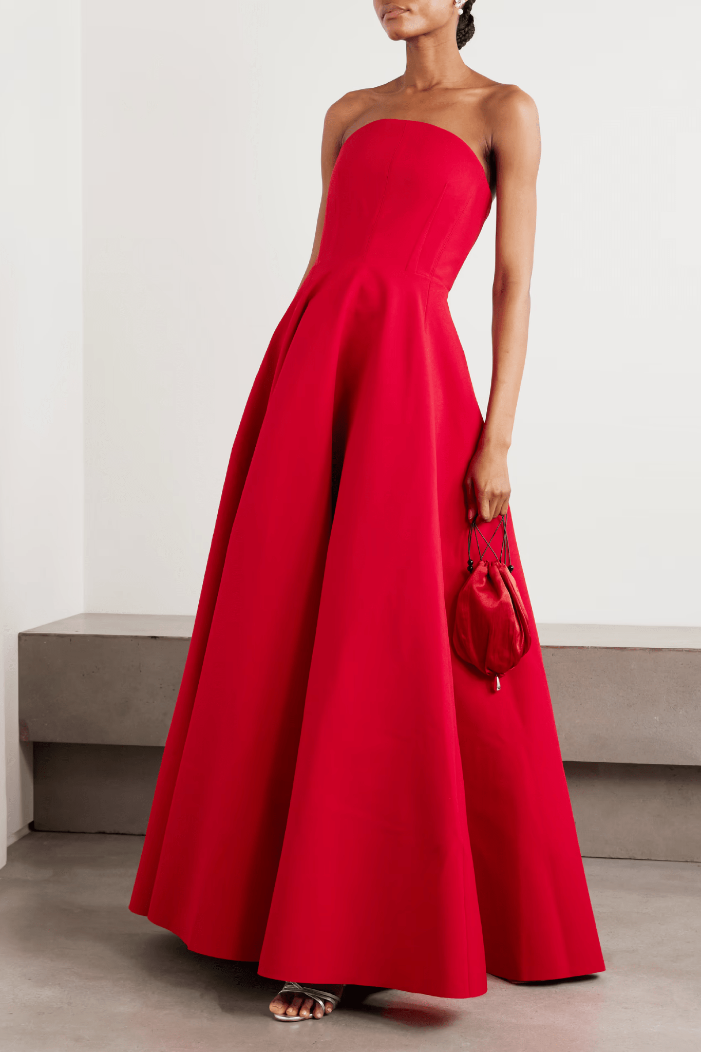 Mathilde Maxi Dress - ALBOUSHIYA - district 5 - dubai - riyadh - abaya - dresses - designers - evening wear - luxury - elegance - craftsmanship - gowns - cocktail dresses - collections - georges