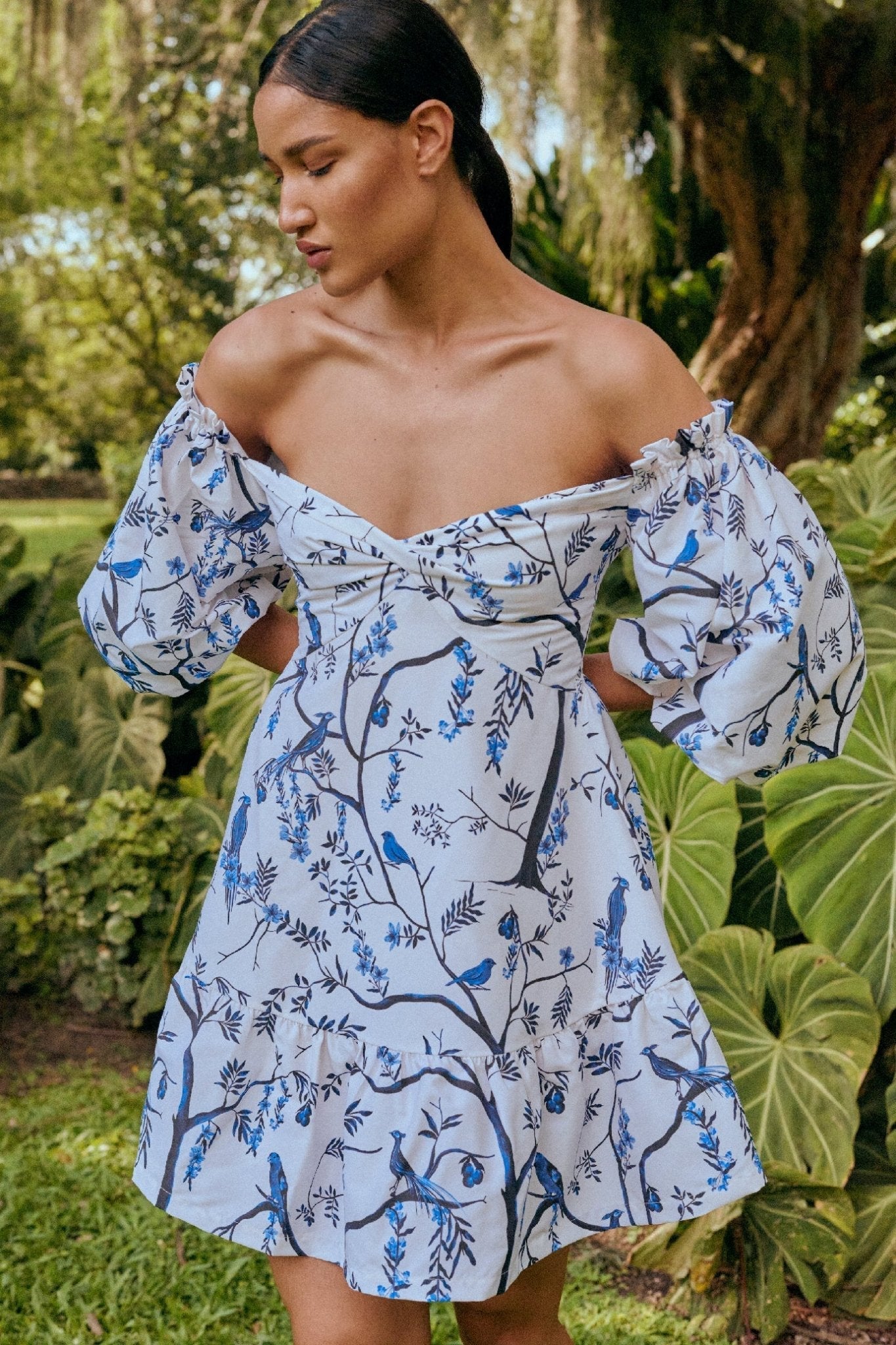 Miramar Mini Dress - ALBOUSHIYA - district 5 - dubai - riyadh - abaya - dresses - designers - evening wear - luxury - elegance - craftsmanship - gowns - cocktail dresses - collections - georges