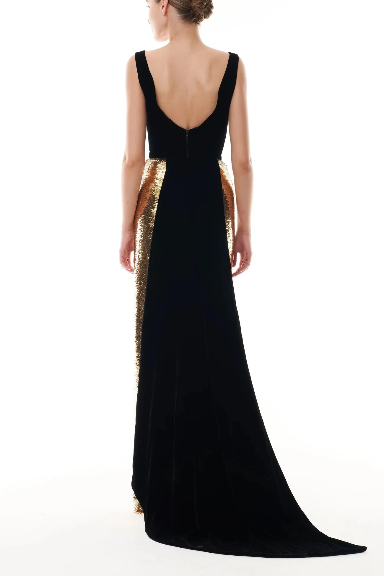 Noir Gold Velvet & Sequin Gown - ALBOUSHIYA - district 5 - dubai - riyadh - abaya - dresses - designers - evening wear - luxury - elegance - craftsmanship - gowns - cocktail dresses - collections - georges