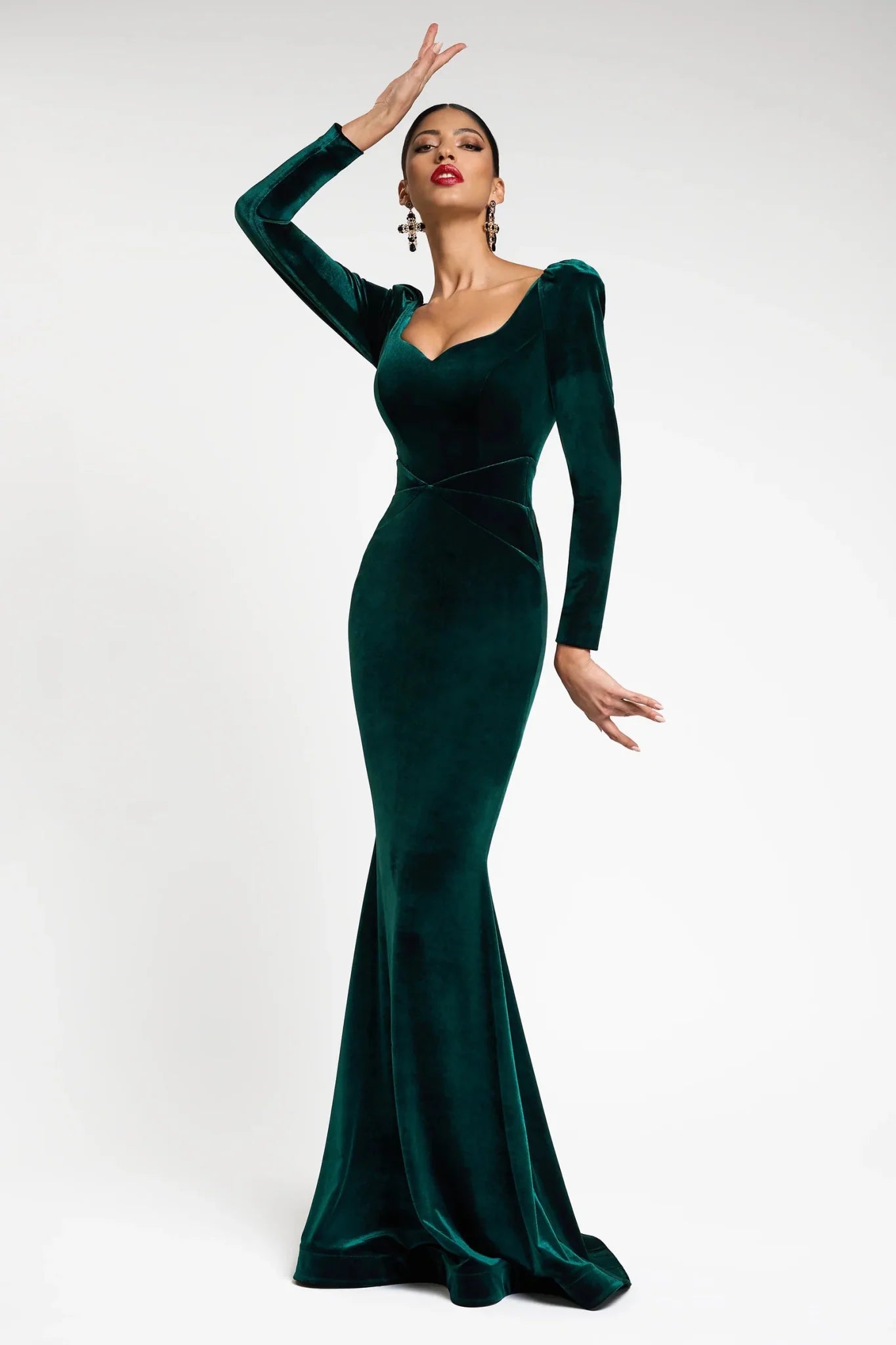 Rosalinda Gown - ALBOUSHIYA - district 5 - dubai - riyadh - abaya - dresses - designers - evening wear - luxury - elegance - craftsmanship - gowns - cocktail dresses - collections - georges