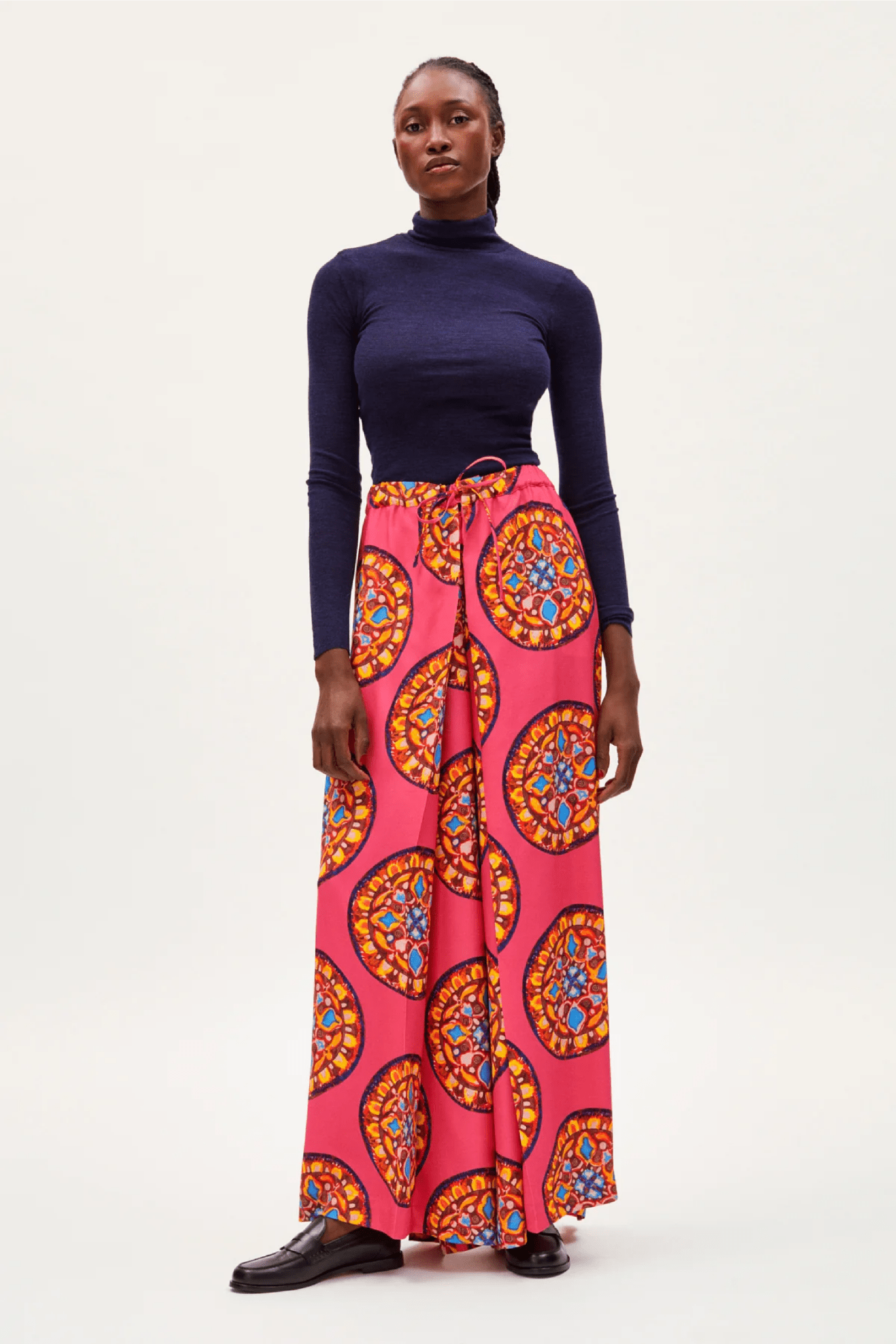 Split Skirt Loulou in Rose Anthos - ALBOUSHIYA - district 5 - dubai - riyadh - abaya - dresses - designers - evening wear - luxury - elegance - craftsmanship - gowns - cocktail dresses - collections - georges