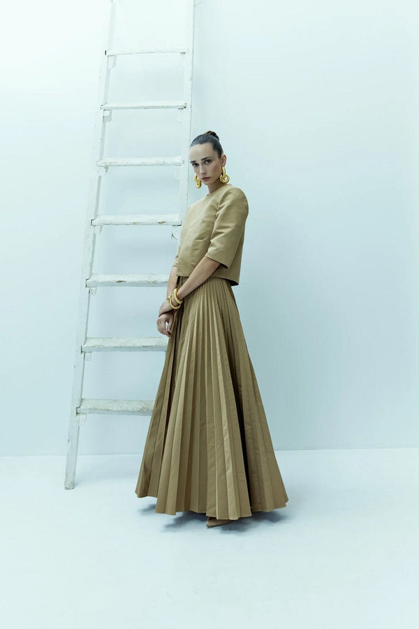 Alessia Skirt - ALBOUSHIYA - district 5 - dubai - riyadh - abaya - dresses - designers - evening wear - luxury - elegance - craftsmanship - gowns - cocktail dresses - collections - georges