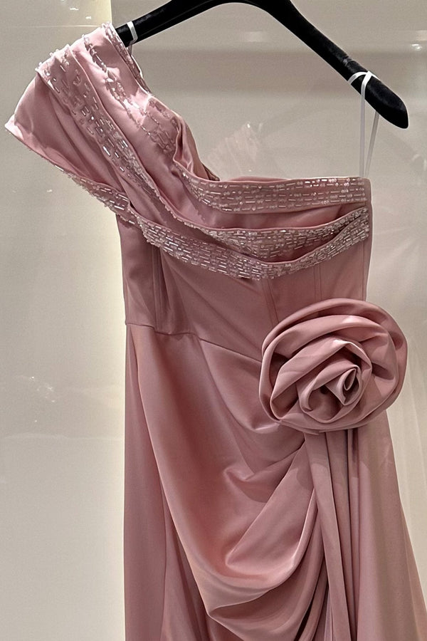 Asymmetrical Shoulder Gown With Drapped Details - ALBOUSHIYA - district 5 - dubai - riyadh - abaya - dresses - designers - evening wear - luxury - elegance - craftsmanship - gowns - cocktail dresses - collections - georges