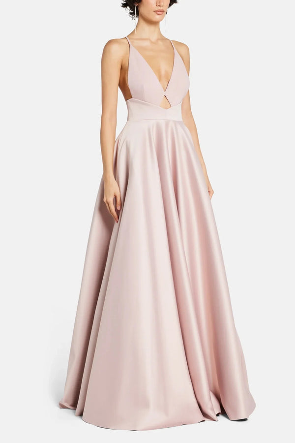 Avallon Maxi Dress - ALBOUSHIYA - district 5 - dubai - riyadh - abaya - dresses - designers - evening wear - luxury - elegance - craftsmanship - gowns - cocktail dresses - collections - georges