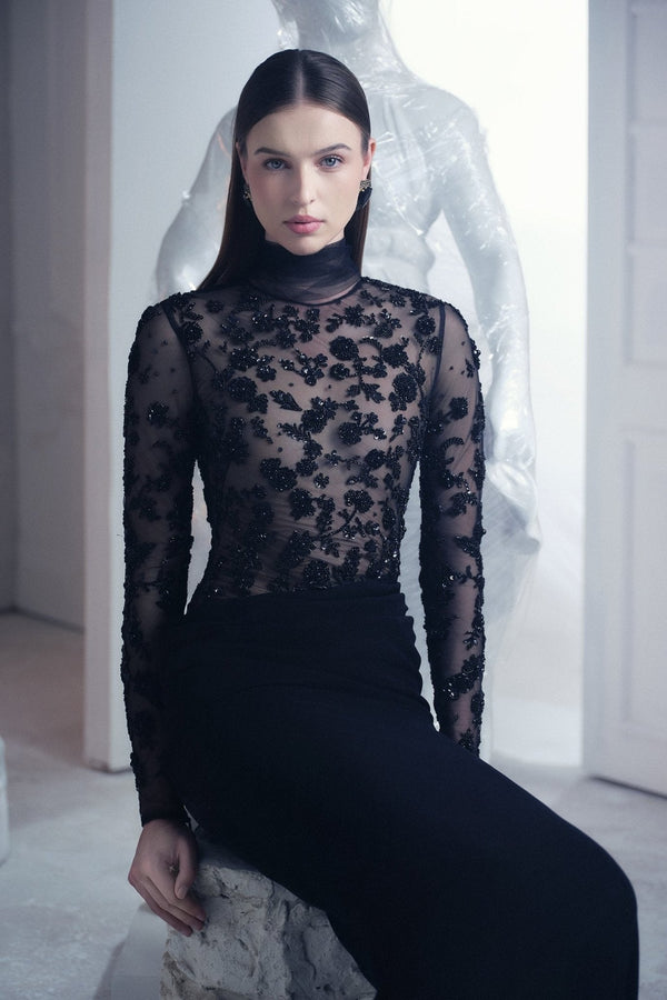 Black Fitted Floral Gown - ALBOUSHIYA - district 5 - dubai - riyadh - abaya - dresses - designers - evening wear - luxury - elegance - craftsmanship - gowns - cocktail dresses - collections - georges