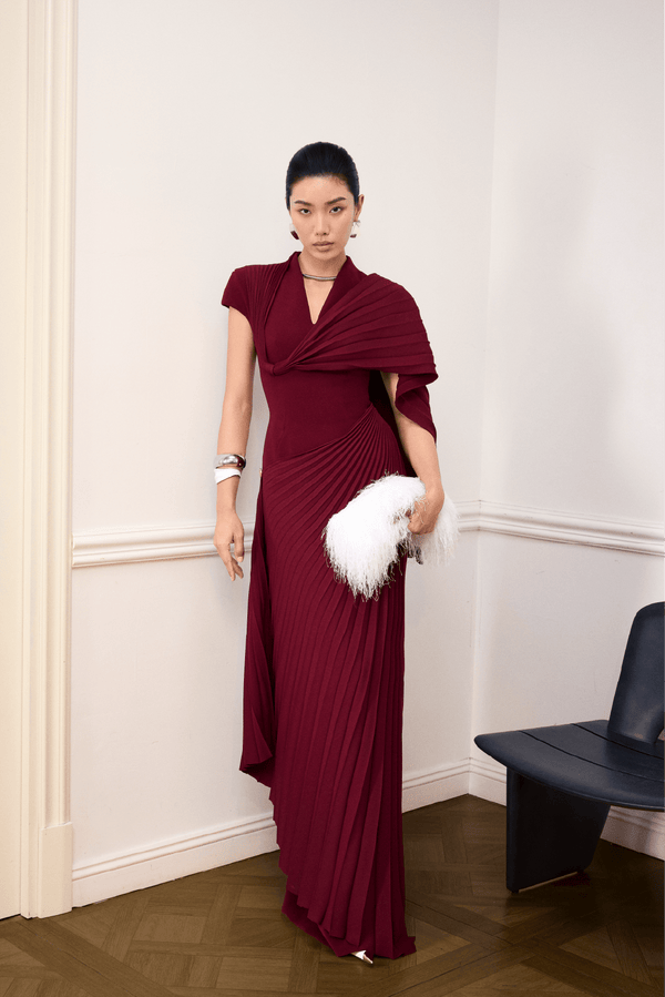 Cambon Dress - ALBOUSHIYA - district 5 - dubai - riyadh - abaya - dresses - designers - evening wear - luxury - elegance - craftsmanship - gowns - cocktail dresses - collections - georges
