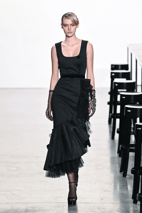 Flounced Tulle Hem Cocktail Dress - ALBOUSHIYA - district 5 - dubai - riyadh - abaya - dresses - designers - evening wear - luxury - elegance - craftsmanship - gowns - cocktail dresses - collections - georges