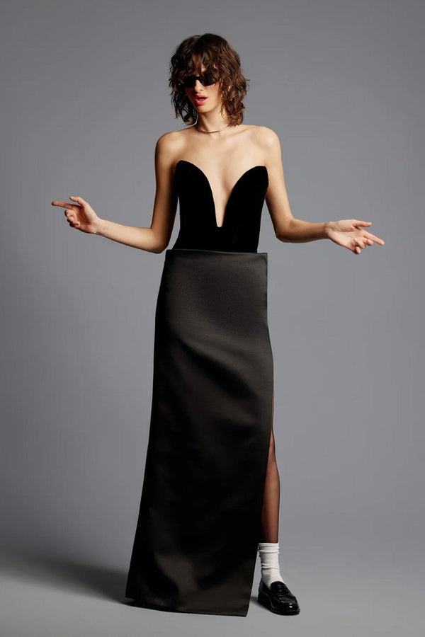 Kate Bustier Dress ın Blend - ALBOUSHIYA - district 5 - dubai - riyadh - abaya - dresses - designers - evening wear - luxury - elegance - craftsmanship - gowns - cocktail dresses - collections - georges