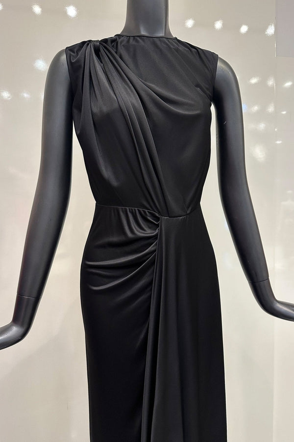 Liva midi dress - ALBOUSHIYA - district 5 - dubai - riyadh - abaya - dresses - designers - evening wear - luxury - elegance - craftsmanship - gowns - cocktail dresses - collections - georges