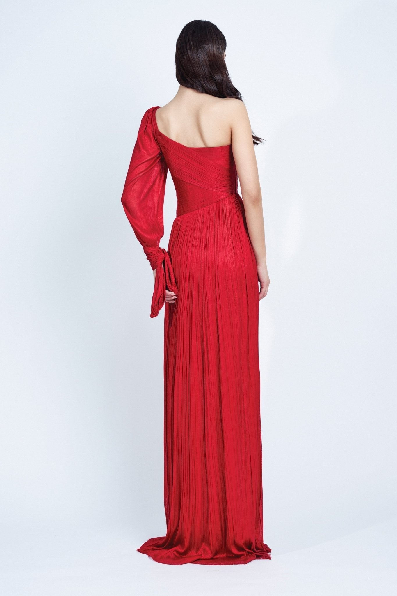 Meda Dress - ALBOUSHIYA - district 5 - dubai - riyadh - abaya - dresses - designers - evening wear - luxury - elegance - craftsmanship - gowns - cocktail dresses - collections - georges