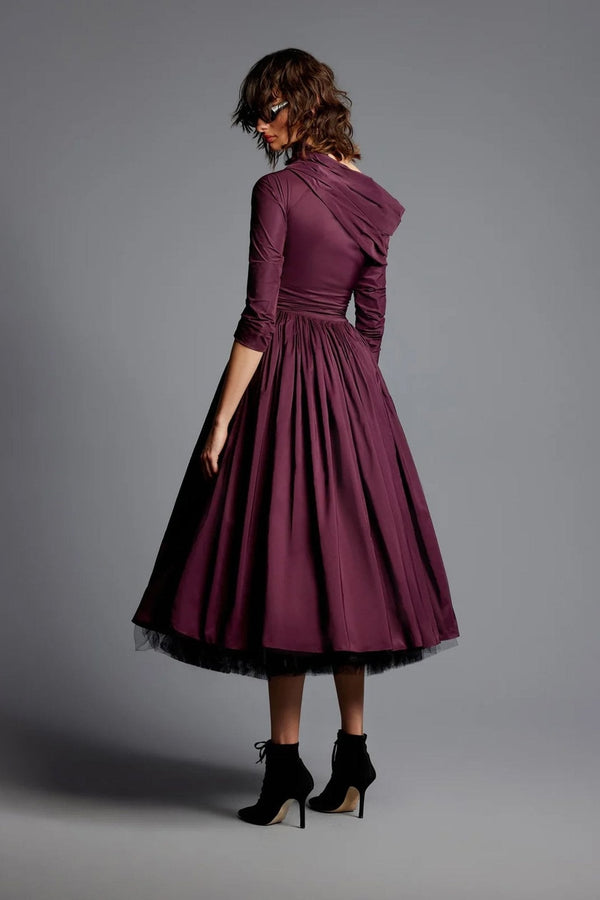 Mona Taffeta Drop Shoulder Midi Dress - ALBOUSHIYA - district 5 - dubai - riyadh - abaya - dresses - designers - evening wear - luxury - elegance - craftsmanship - gowns - cocktail dresses - collections - georges