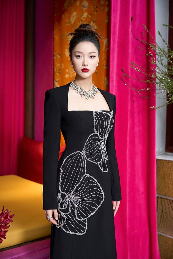 Noir Orchid Elegance Gown - ALBOUSHIYA - district 5 - dubai - riyadh - abaya - dresses - designers - evening wear - luxury - elegance - craftsmanship - gowns - cocktail dresses - collections - georges