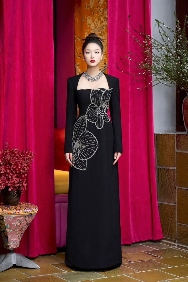 Noir Orchid Elegance Gown - ALBOUSHIYA - district 5 - dubai - riyadh - abaya - dresses - designers - evening wear - luxury - elegance - craftsmanship - gowns - cocktail dresses - collections - georges