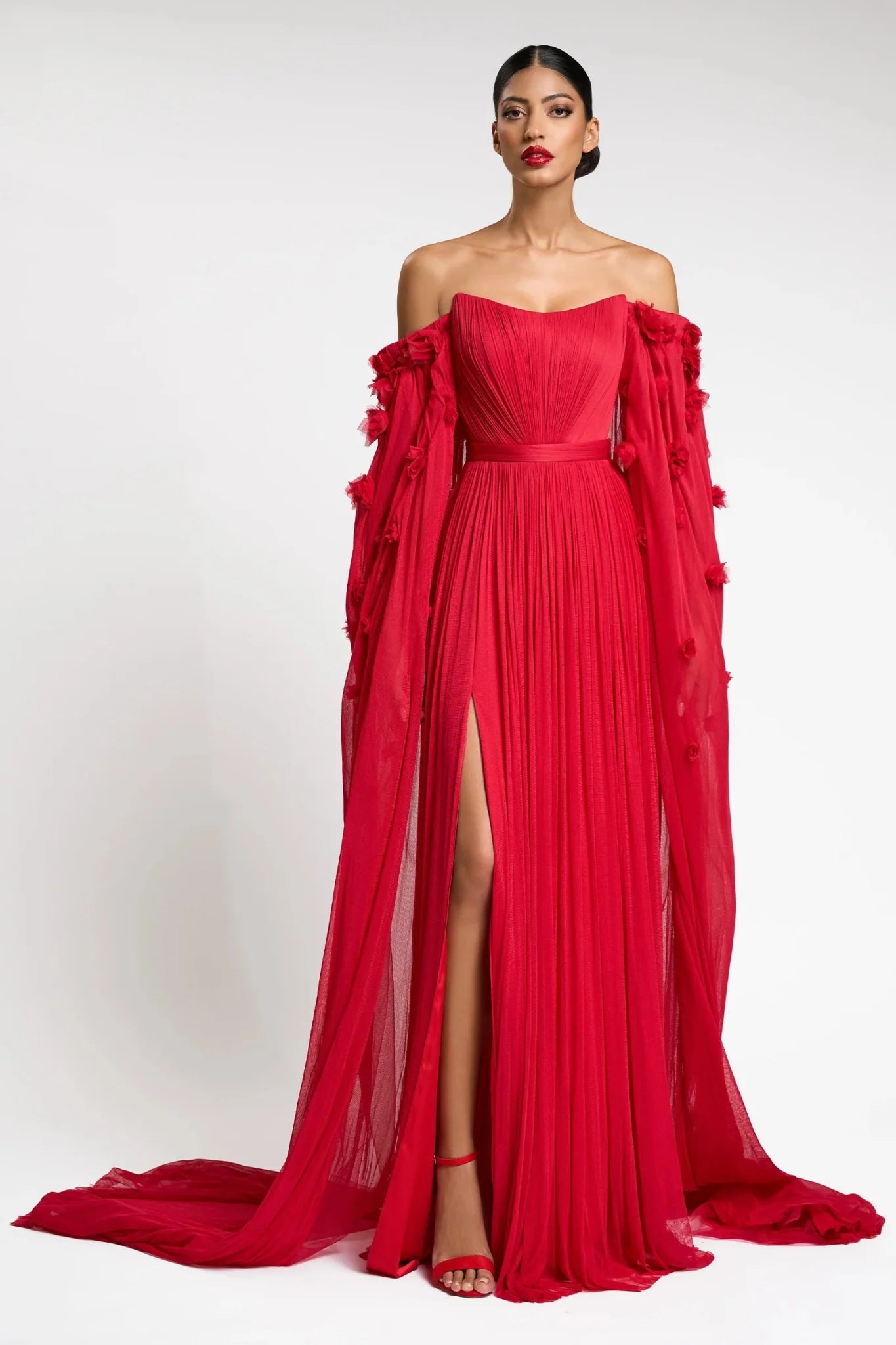 Pasion Rosa Gown - ALBOUSHIYA - district 5 - dubai - riyadh - abaya - dresses - designers - evening wear - luxury - elegance - craftsmanship - gowns - cocktail dresses - collections - georges