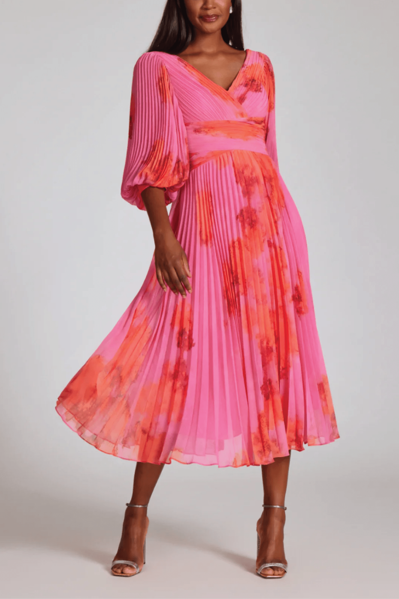 Printed Chiffon Pleated Full Sleeve Dress - ALBOUSHIYA - district 5 - dubai - riyadh - abaya - dresses - designers - evening wear - luxury - elegance - craftsmanship - gowns - cocktail dresses - collections - georges