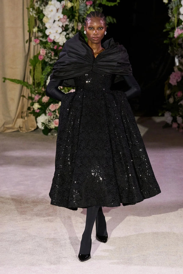 Runway Black Gown - ALBOUSHIYA - district 5 - dubai - riyadh - abaya - dresses - designers - evening wear - luxury - elegance - craftsmanship - gowns - cocktail dresses - collections - georges