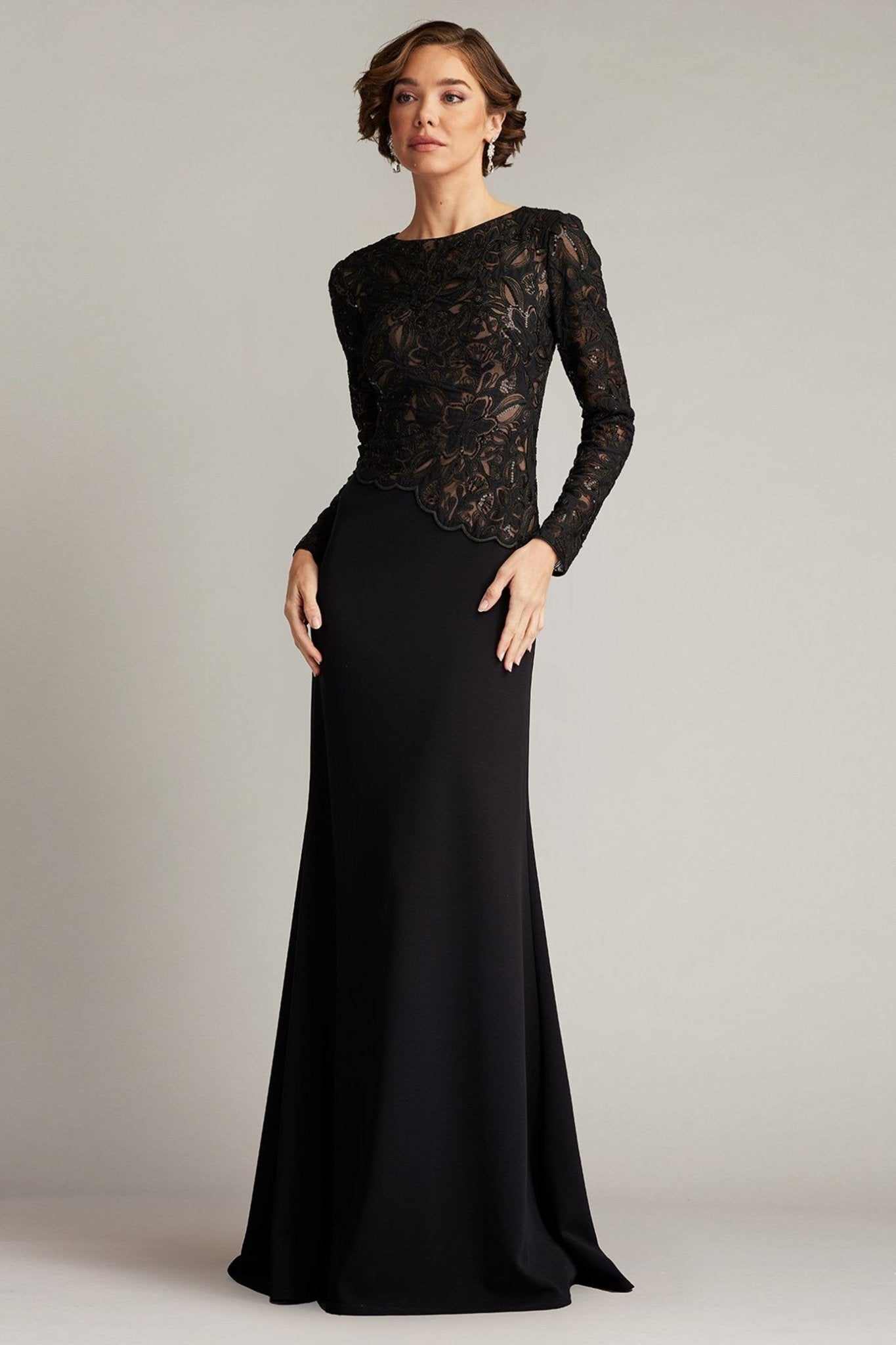 Shika Embroidered Crepe Gown - ALBOUSHIYA - district 5 - dubai - riyadh - abaya - dresses - designers - evening wear - luxury - elegance - craftsmanship - gowns - cocktail dresses - collections - georges