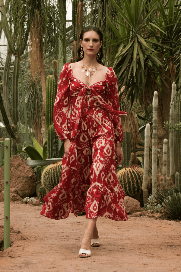 Sightseeing Blouse - ALBOUSHIYA - district 5 - dubai - riyadh - abaya - dresses - designers - evening wear - luxury - elegance - craftsmanship - gowns - cocktail dresses - collections - georges