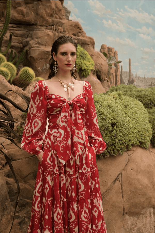 Sightseeing Blouse - ALBOUSHIYA - district 5 - dubai - riyadh - abaya - dresses - designers - evening wear - luxury - elegance - craftsmanship - gowns - cocktail dresses - collections - georges