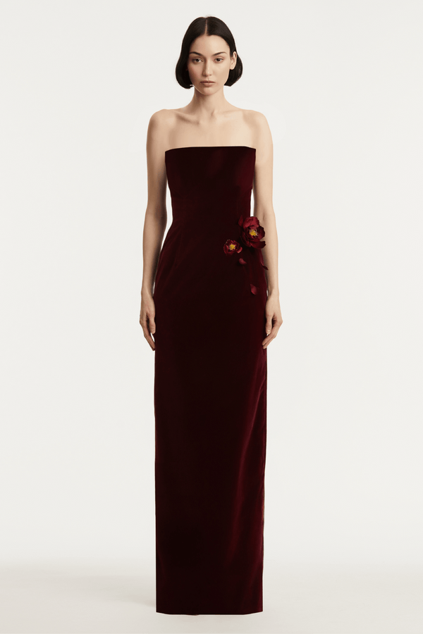Strapless Velvet Appliqué Gown - ALBOUSHIYA - district 5 - dubai - riyadh - abaya - dresses - designers - evening wear - luxury - elegance - craftsmanship - gowns - cocktail dresses - collections - georges