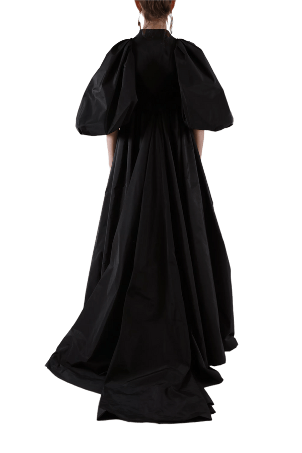 Taffeta Cape - ALBOUSHIYA - district 5 - dubai - riyadh - abaya - dresses - designers - evening wear - luxury - elegance - craftsmanship - gowns - cocktail dresses - collections - georges
