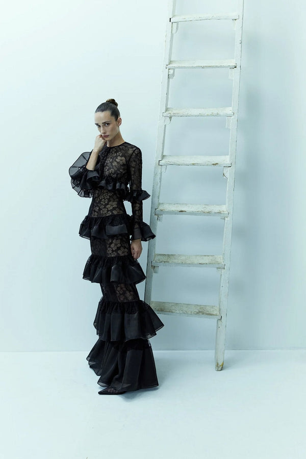 The Swan Gown - ALBOUSHIYA - district 5 - dubai - riyadh - abaya - dresses - designers - evening wear - luxury - elegance - craftsmanship - gowns - cocktail dresses - collections - georges