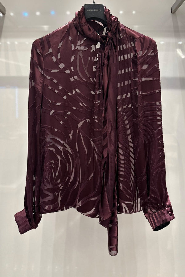 Women Blouse - ALBOUSHIYA - district 5 - dubai - riyadh - abaya - dresses - designers - evening wear - luxury - elegance - craftsmanship - gowns - cocktail dresses - collections - georges