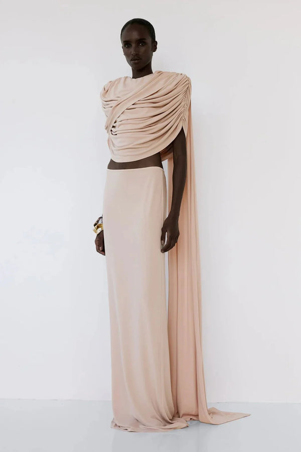 Zada Set in Al Hambra - ALBOUSHIYA - district 5 - dubai - riyadh - abaya - dresses - designers - evening wear - luxury - elegance - craftsmanship - gowns - cocktail dresses - collections - georges